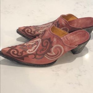 Old Gringo cowboy boots